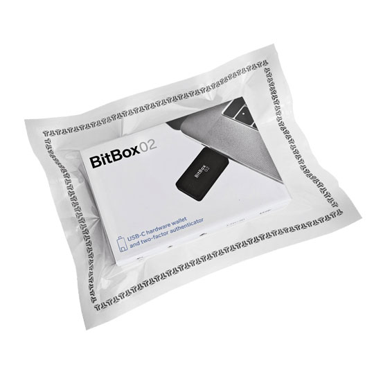 obzor-bitbox02-03-min-j